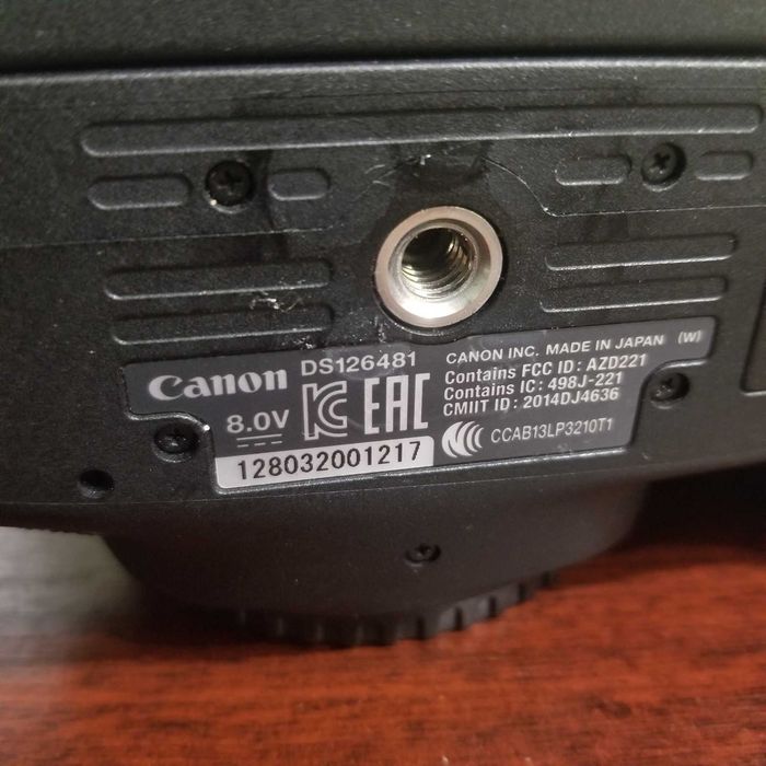 Фотоапарат Canon EOS 760D Body