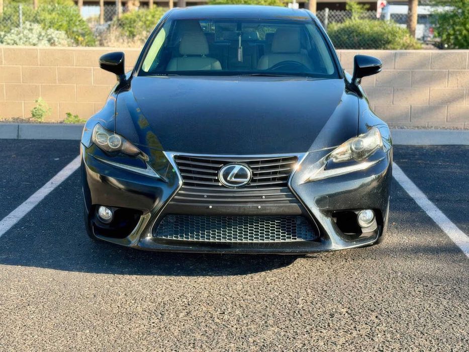 Lexus IS 250      2014