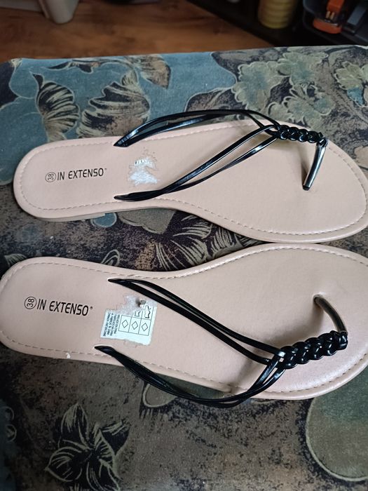 Japonk klapkii damskie .