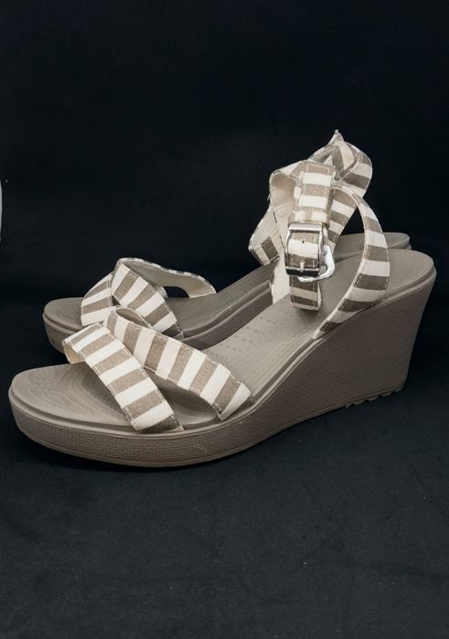 Crocs Leigh Graphic Wedge Sandały na Koturnie Paski W10 41-42