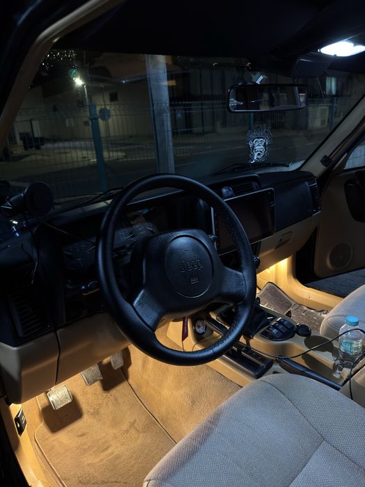 Jeep Cherokee XJ (Vendo/Troco)