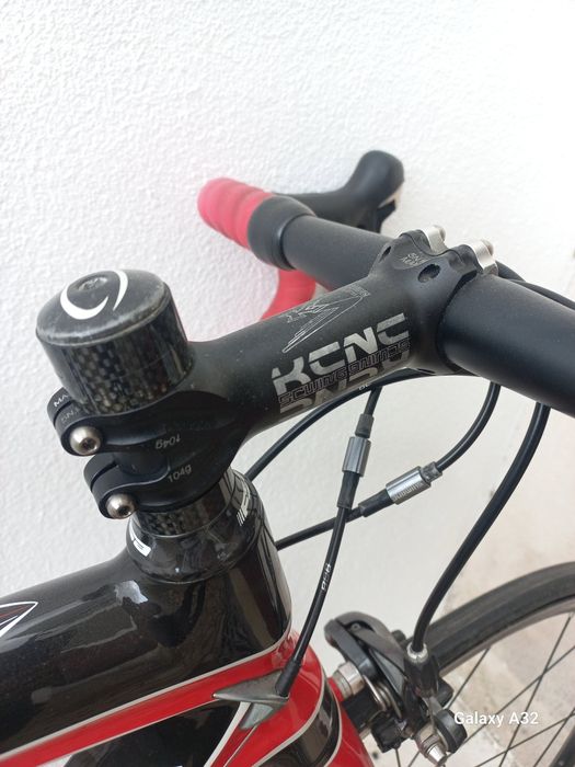 Bicicleta ORBEA toda em carbono