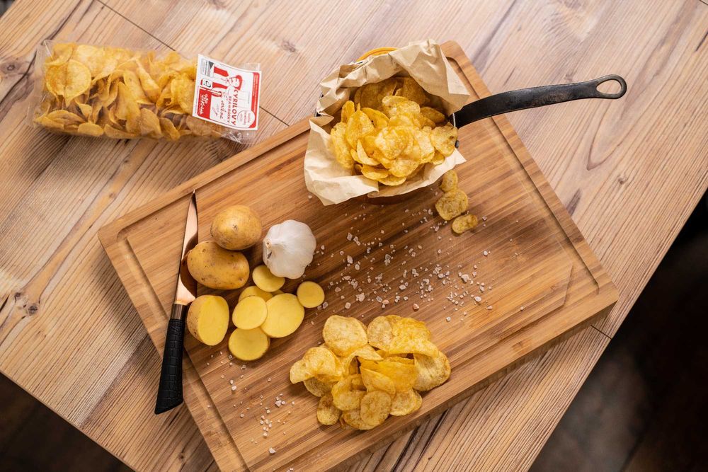 Czeskie chipsy i krążki cebulowe