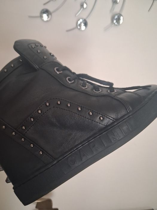 Sneakersy buty ćwieki Carinii 36 skóra j. Nowe