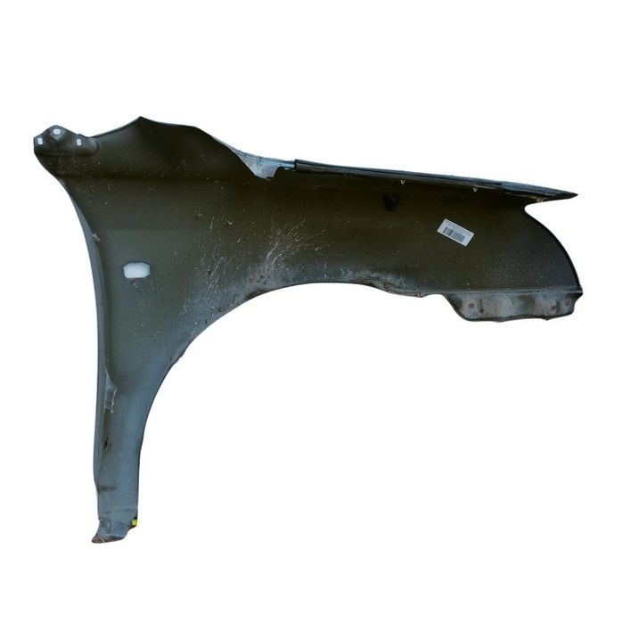 GUARDA-LAMAS FRONTAL ESQUERDO TOYOTA AVENSIS SEDAN 2005 -