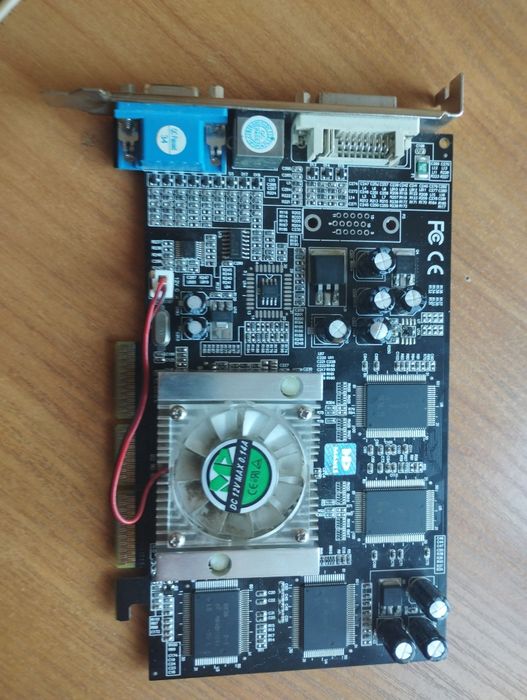 Видеокарта робоча Gfore 4