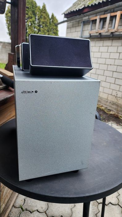 Subwoofer и колонки Jamo