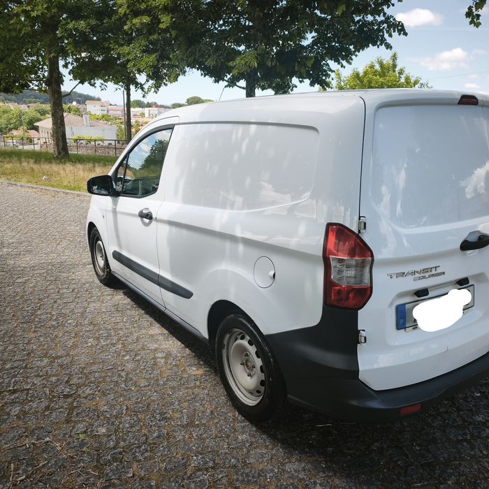 Ford Transit Courier