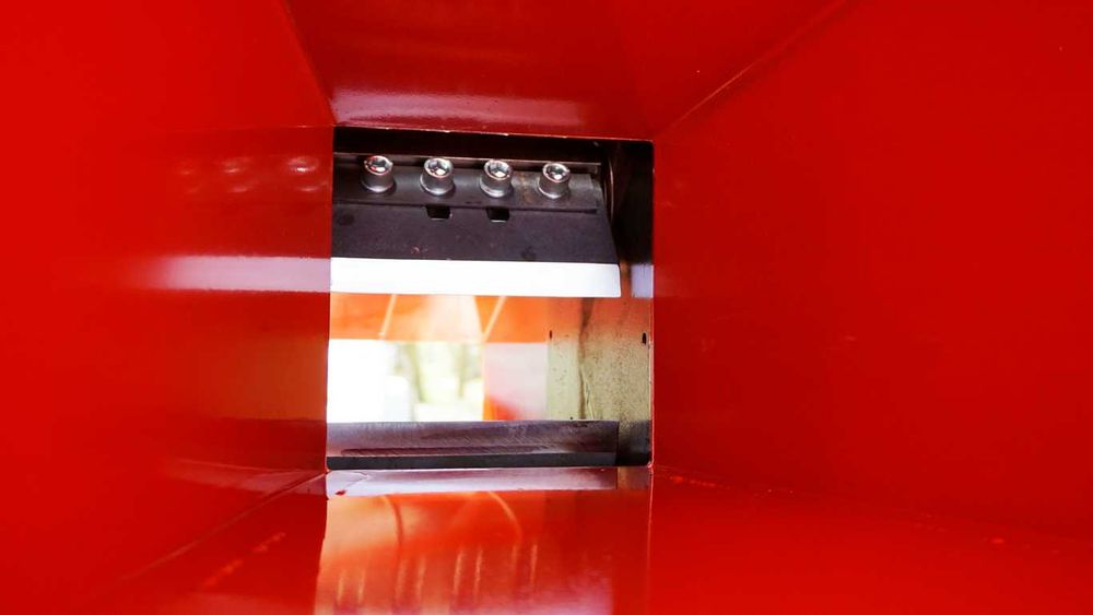Rębak walcowy do ciągnika R-120 + TAŚMOCIĄG 2,3M Remet