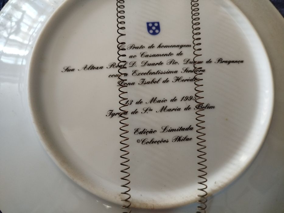 Coleção de 2 pratos da monarquia da Philae