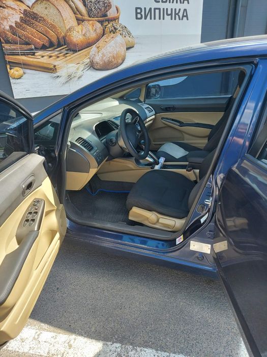 Хонда цивік 4д 1.8 бенз