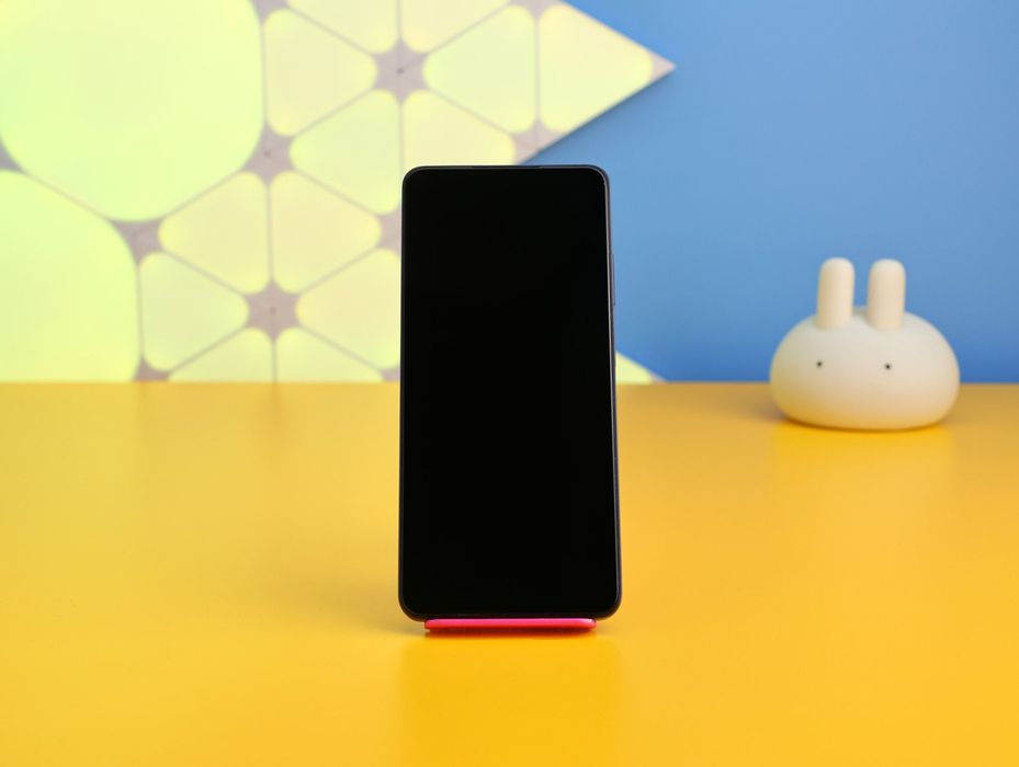 Смартфон Realme 13 5G 12/256GB Dark Purple (162316) Б/У З ГАРАНТІЄЮ