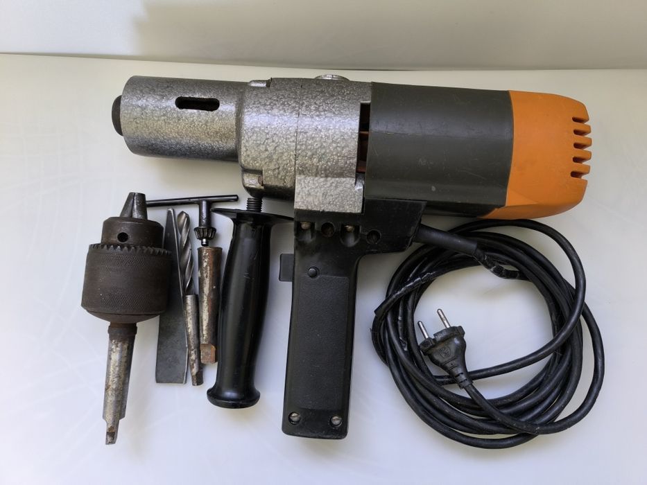 Дрель электрическая, дрель мощная ИЭ1023У