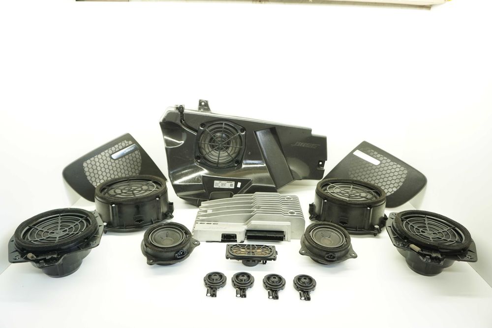 Wzmacniacz BOSE Audi TT RS 8J Cabrio Coupe subwoofer głosniki komplet*