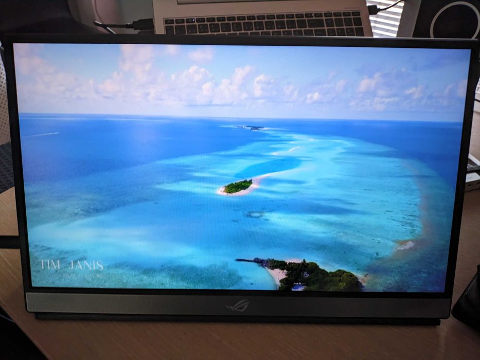 Monitor przenosny gamingowy Asus ROG Strix XG17AHPE 17,3 240Hz