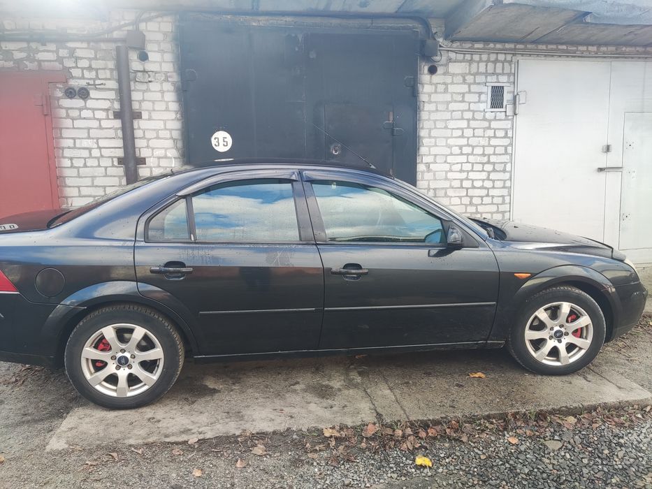 Форд Мондео 2000 року