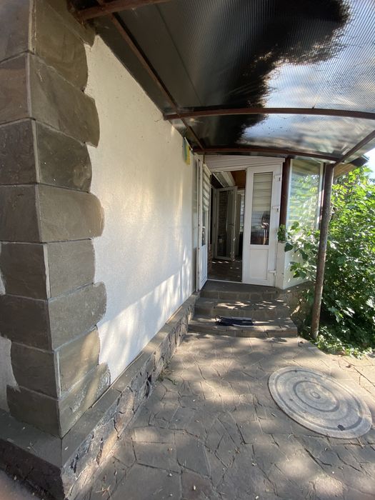 Продам  затишний будинок біля озера, Глеваха 30 км от Києва