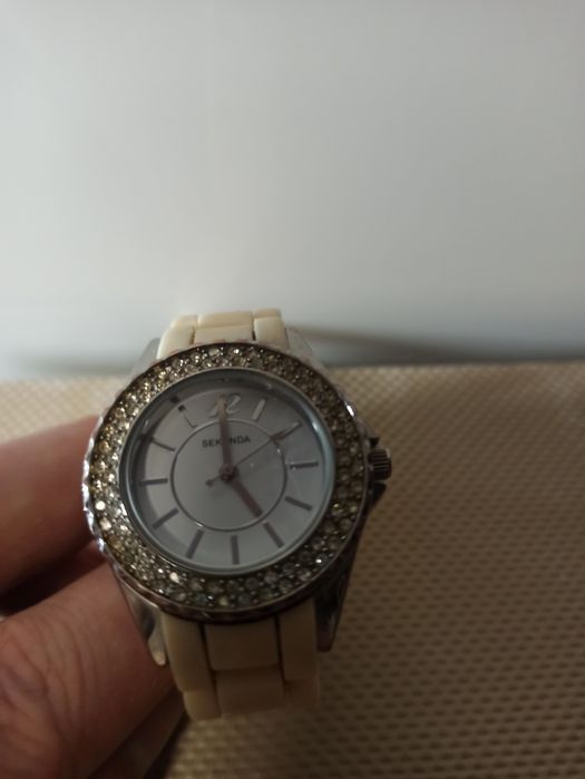Zegarek damski firmy Sekonda