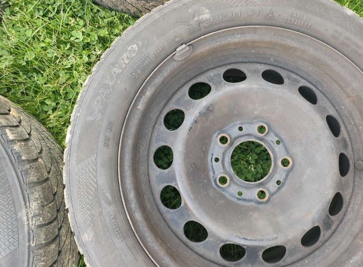 Koła zimowe BMW 205/55/16 cali 5x120 Paxaro e90 e60 zima