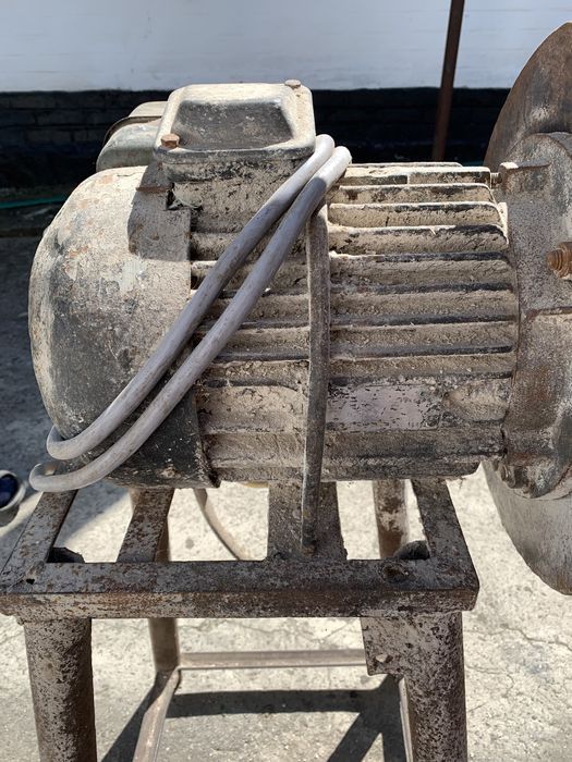 ДКУ зернодробильне