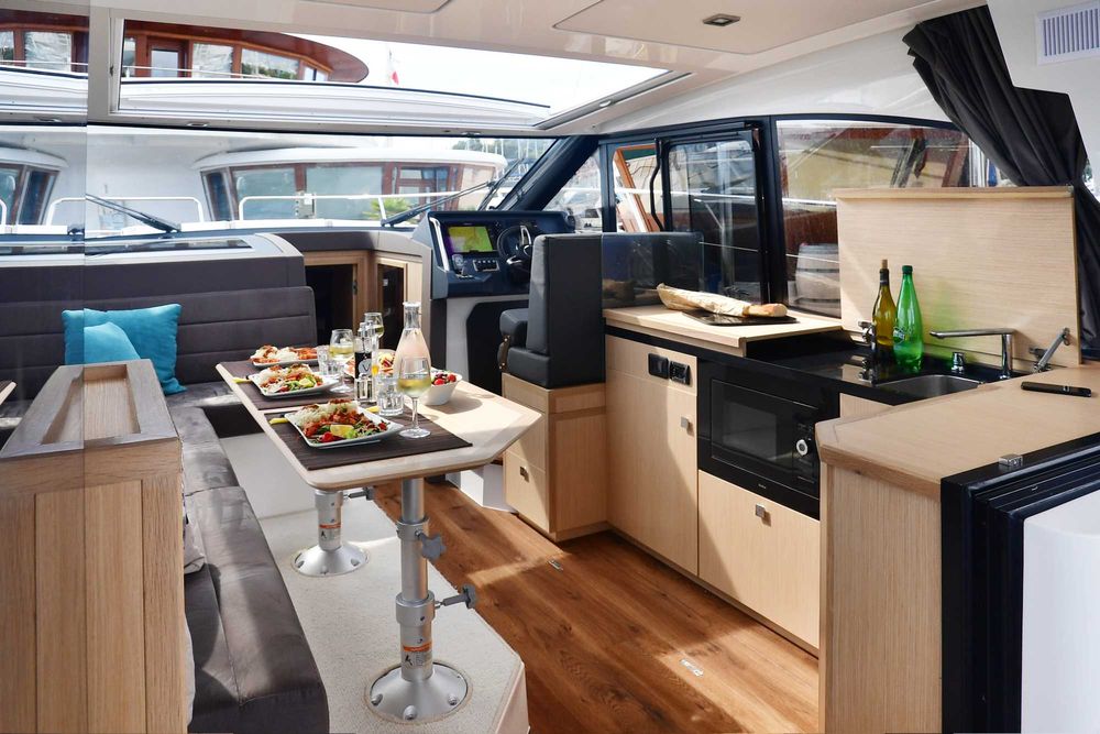 Łódź Parker Monaco 110