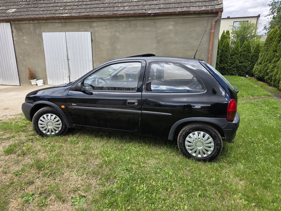 Opel Corsa B City.  2000 r. 1.0 benzyna.