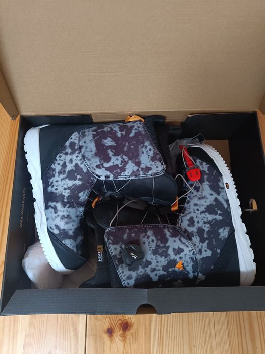 Buty burton swath 45 roz.