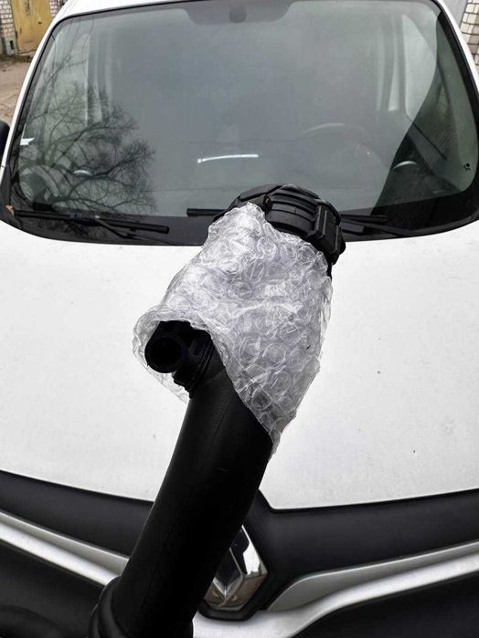 Патрубок интеркулера кенго 2 1.5 К9К 8200688708, 8200981498 Інтеркулер