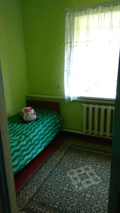 Здається  кімната
