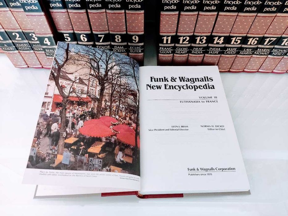 Enciclopédia americana completa 31 livros em língua Inglesa