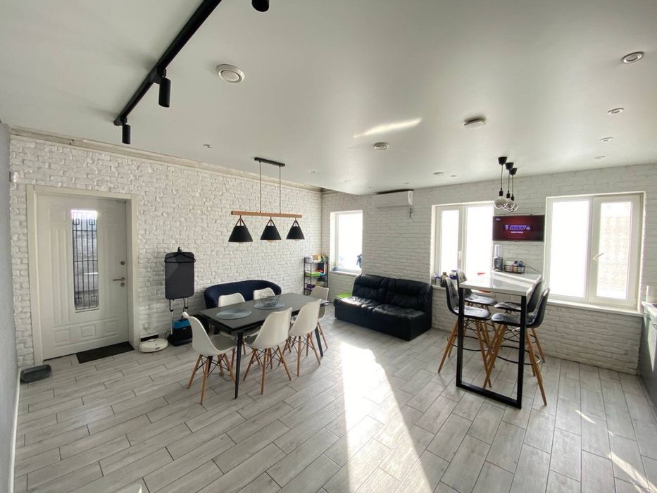 Продаж будинкув Крюкові р-н кінцевої 9 маршрута