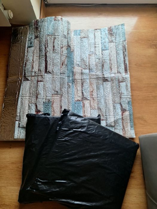 Samoprzylepna tapeta widoodporna