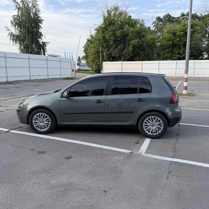 Wv golf 5 1.4mpi 2004 в отличном состоянии