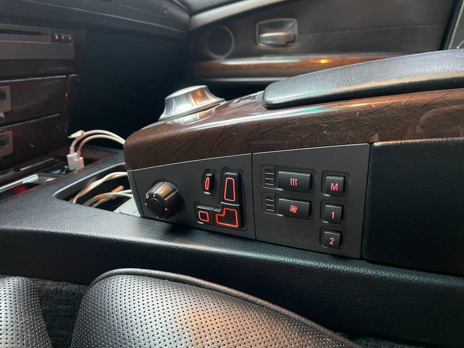 BMW 730i 2003рік газ/бензин