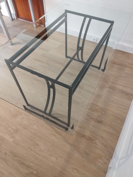 Mesa de vidro 6 lugares
