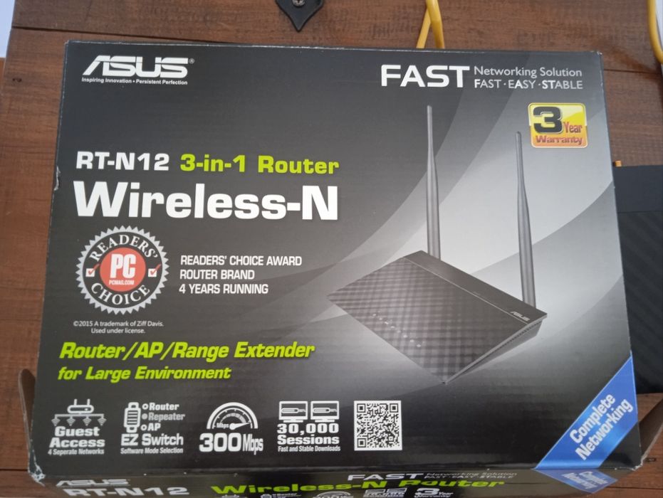 Router ASUS RT-N12