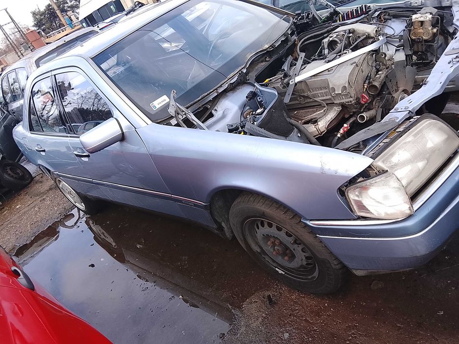 Mercedes W202 2.2 Na części