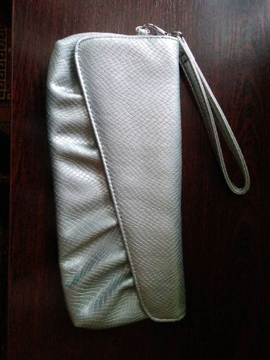 Маленькая элегантная сумочка Клатч