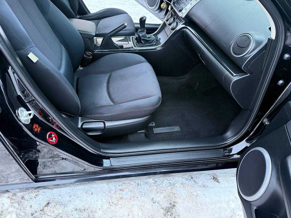 Продаю класну Мазду 6