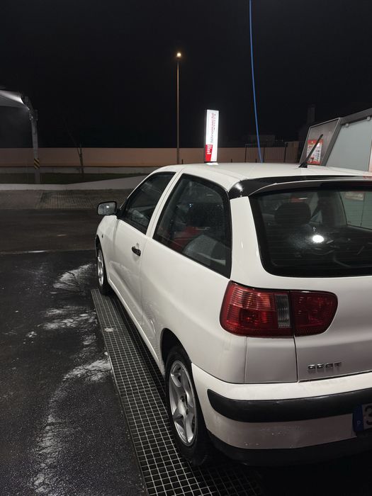 Seat Ibiza 1.9 SDI (2002) - Fiável, Económico e Pronto a andar!