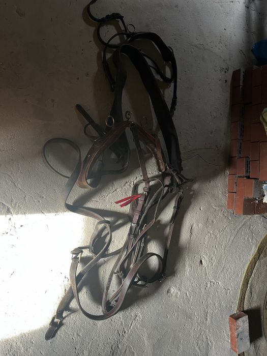 Sprzedam uprzaż w bardzo dobrym stanie