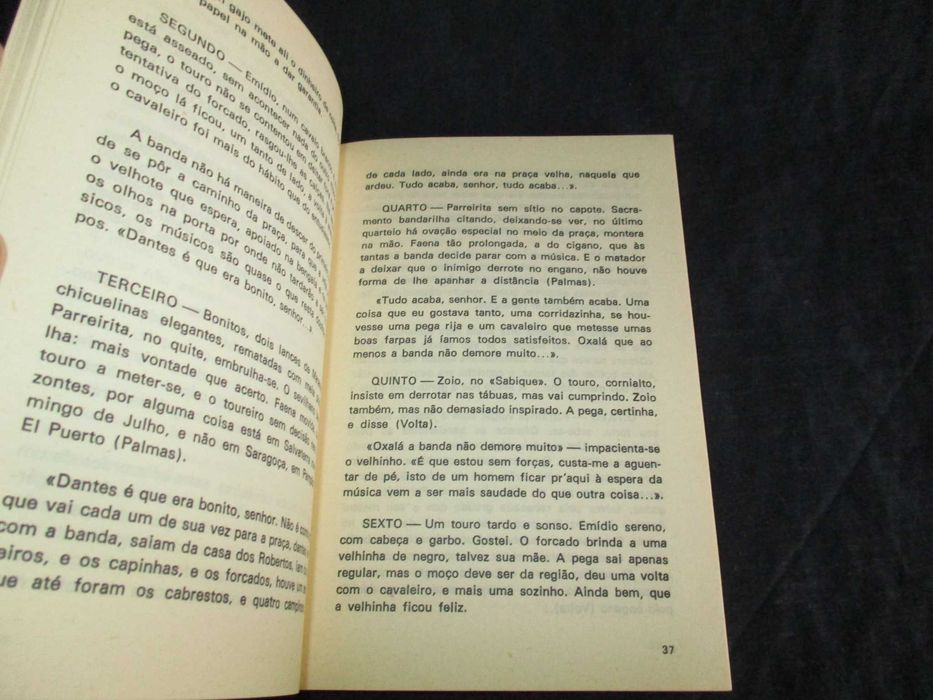 Livro Sol e Moscas Solilóquio Autografado