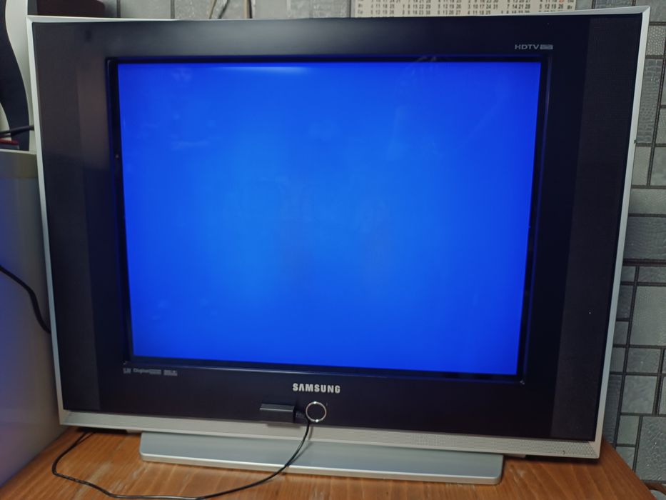 Продам телевизор samsung