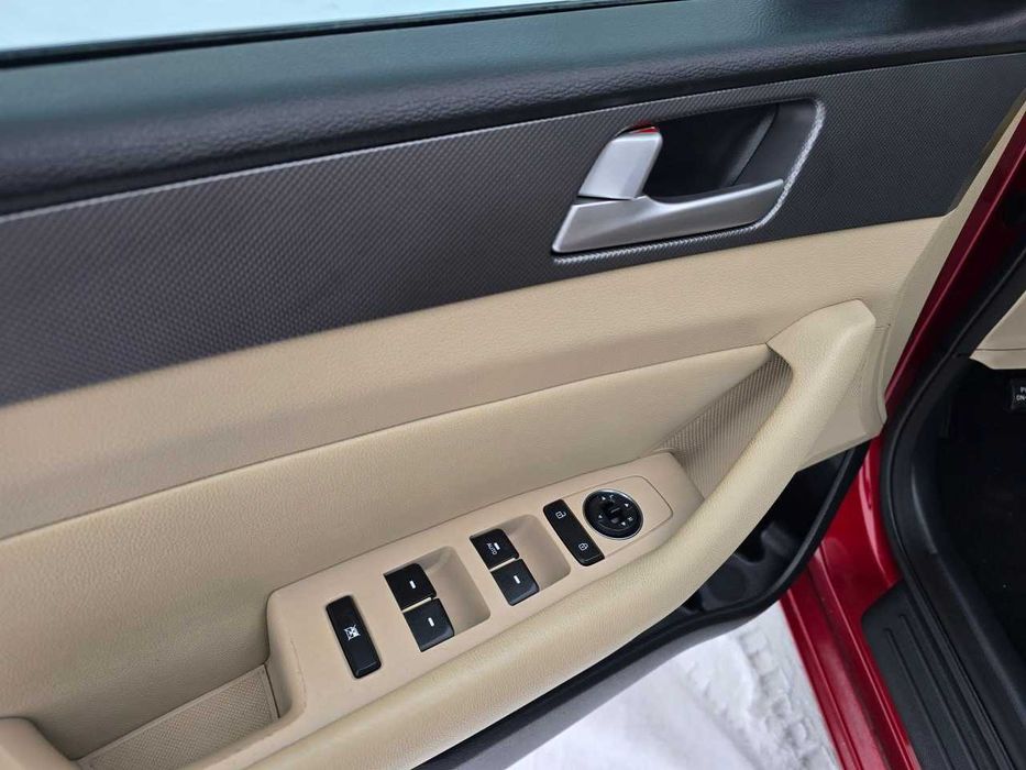 Продам  Hyundai Sonata 2015. Можна в розстрочку, під викуп.