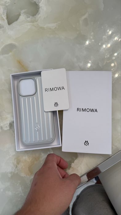 Capa rimowa  iphone 16 pro max nova
