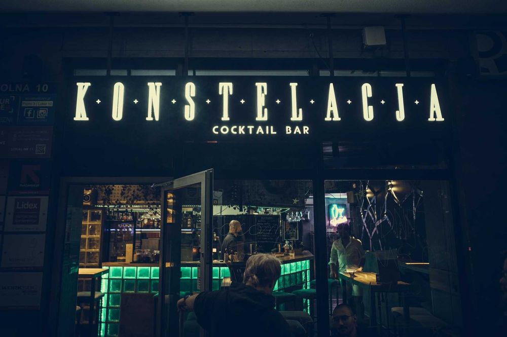 Odsprzedam działający lokal / pub