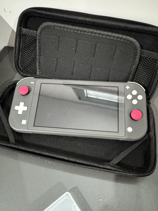 Nintendo Switch Lite + Jogo +  Bolsa