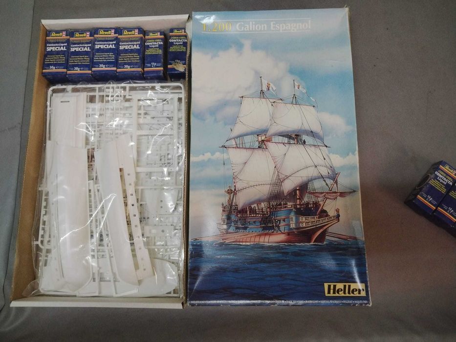 Kits Modelismo Naval - H.M.S. Victory + Galeão Espanhol