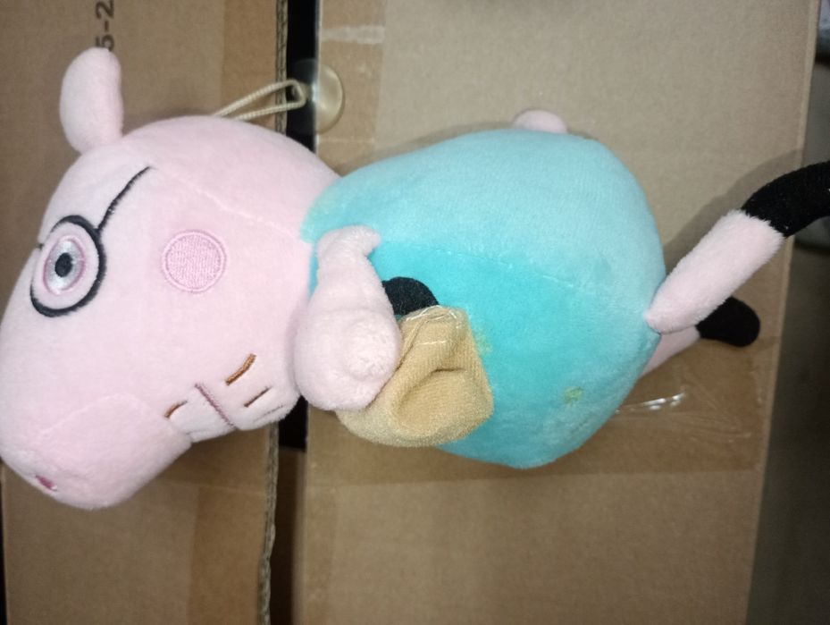 Świnka Peppa maskotki Tata Świnka George