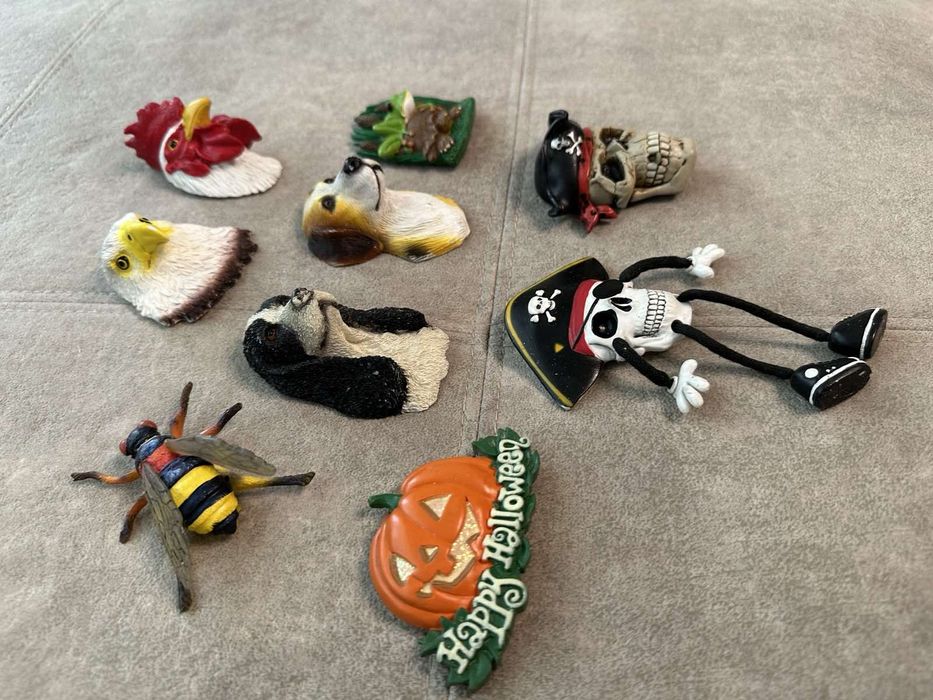 Магніти на холодильник